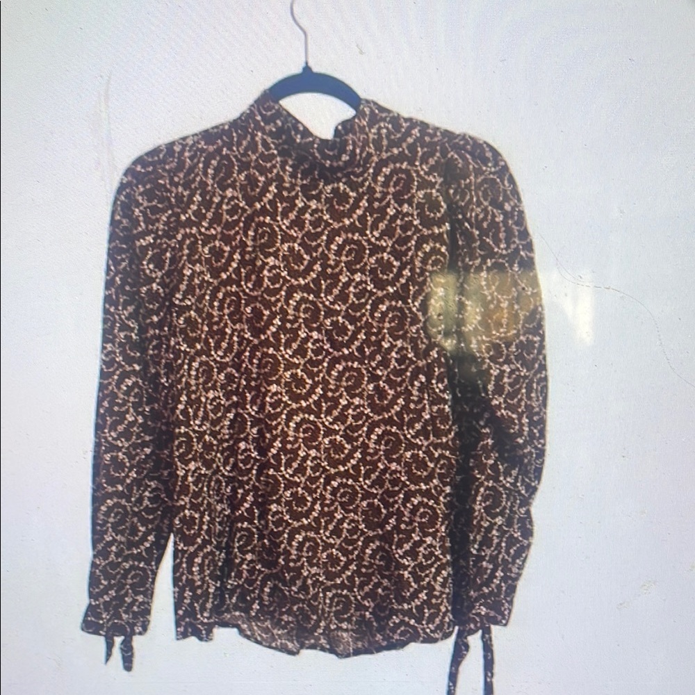 Brown and White Patterned Blouse